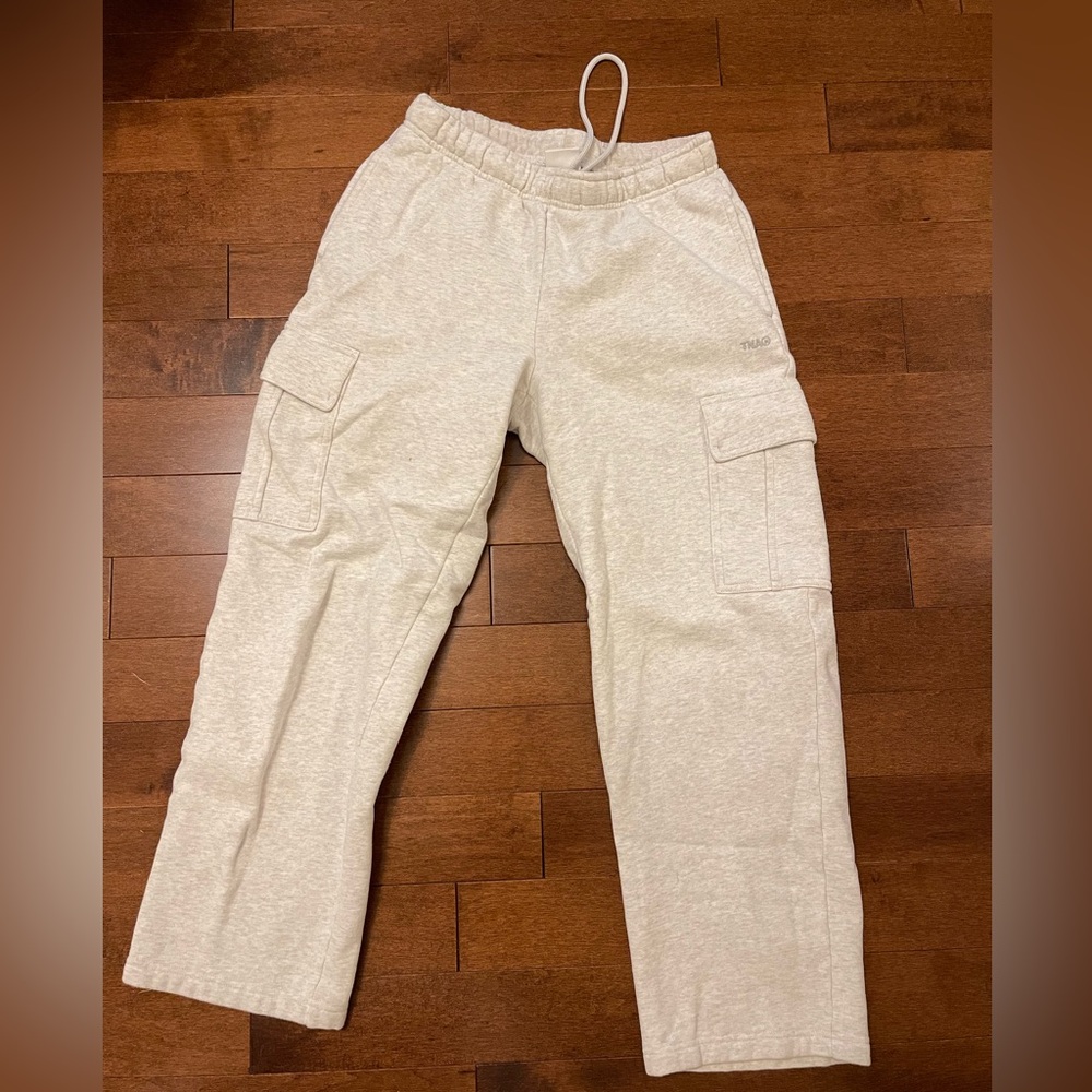 Aritzia cargo sweatpants
